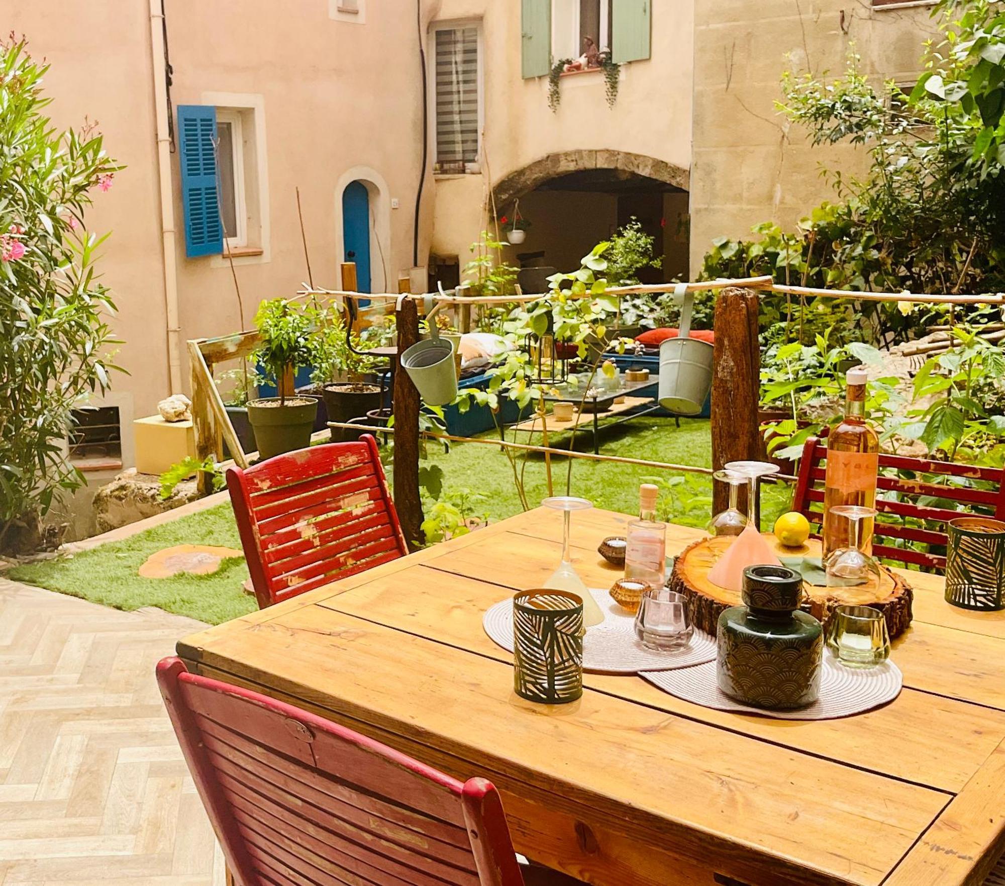 Apartmán Rez De Jardin, Le Pra De Pe Cotignac Exteriér fotografie